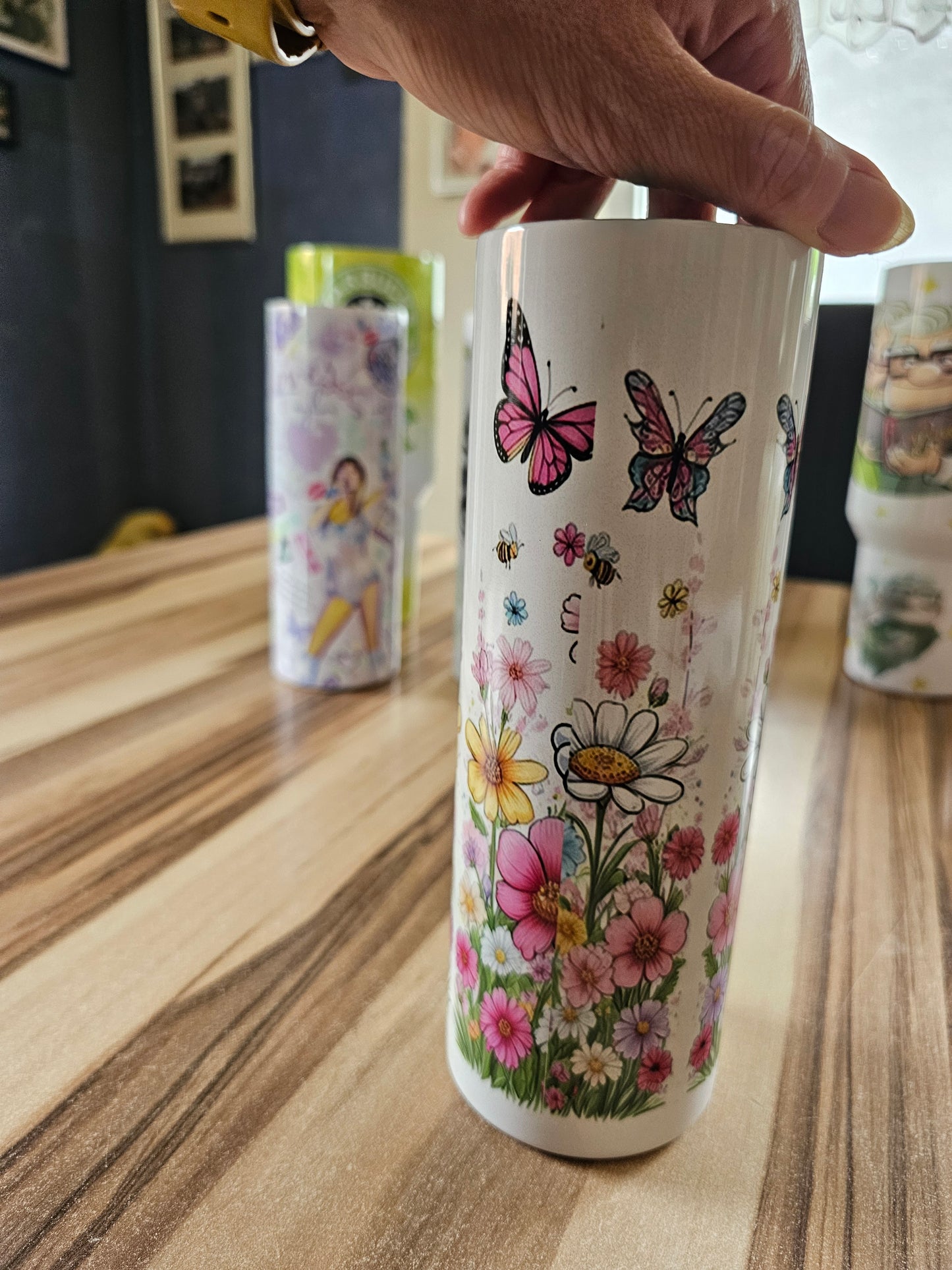 Minnie Maus mit Blumen 20oz Tumbler